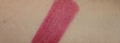 Kiko Smart Fusion Lipstick в оттенке 422 Crimson Red