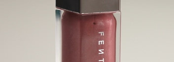 Fenty Beauty Gloss Bomb в оттенке Fu$$y