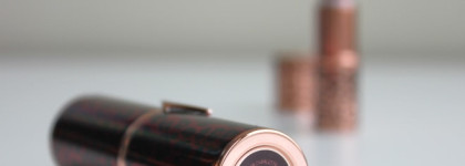 Помада Charlotte Tilbury Hot Lips 2 в оттенке Dancefloor Princess + миниатюра в оттенке Glowing Jen