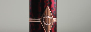 Помада Charlotte Tilbury Hot Lips 2 в оттенке Dancefloor Princess + миниатюра в оттенке Glowing Jen