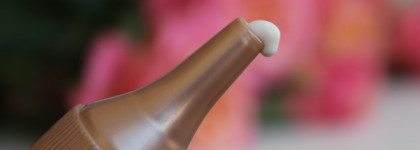 Clarins Extra-Firming Youthful Lift Neck & Decollete Care - Регенерирующий, омолаживающий крем для шеи и декольте