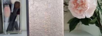 Anastasia Beverly Hills Rose Metals Palette