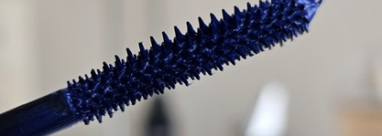 Belor Design тушь для ресниц объёмная Maxi Color в синем оттенке