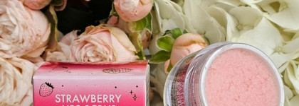 Skinphoria Strawberry Lips Scrub