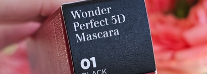 Clarins Wonder Perfect 5D Mascara в оттенке 01 Black
