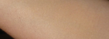 YSL Fusion Ink Foundation в оттенке BD40 Warm Sand
