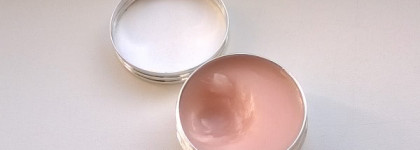 Розовая нега. Бальзам для губ Bobbi Brown Lip Balm Spf15
