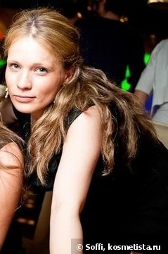 Спасение моих обесцвеченных, сухих, вьющихся, пористых волос от Kerastase
