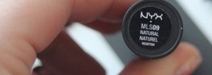 Любимая натуральная NYX Matte Lipstick в цвете MLS 09 Natural