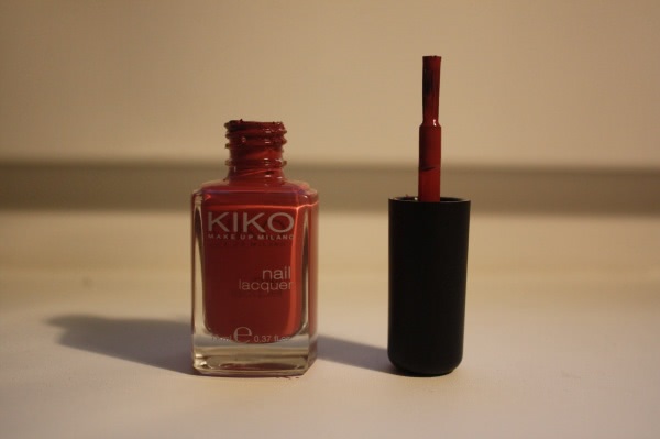 Kiko Milano Nail Lacquer #225 Bordeaux Red, #243 Plum Red, #319 Light Dove,  #380 Medium Gray, #507 Blush Review | Makeupandbeauty.com
