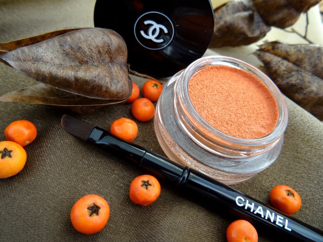 Осень.Шанель.Настроение.Кремовые тени для век Chanel Illusion d’Ombre Long Wear Luminous Eyeshadow в оттенке 116 Rouge Gorge