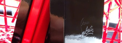 Не такой, как все. Christian Louboutin Silky Satin Lip Colour Rouge Louboutin 001