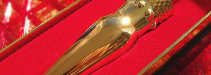 Моё превратное понимание нюда. Christian Louboutin Silky Satin Lip Colour Loubeach 610