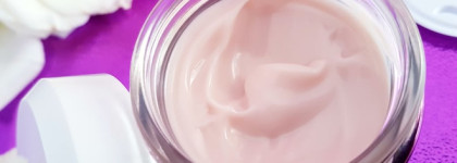 Удивил так удивил. Sisley Black rose skin infusion cream Крем с экстрактом черной розы