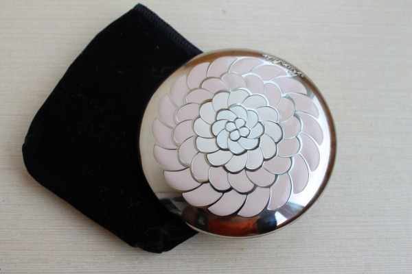 Ну кто же о ней не мечтает? А у меня есть! Guerlain Meteorites Voyage Exceptional Pressed Powder №01 Mythic