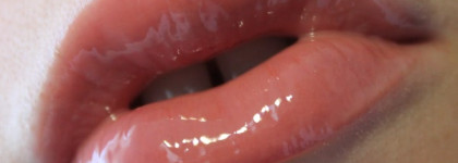 Изменять иногда полезно. Clinique Superbalm Moisturizing Gloss в оттенке № 08 ginger