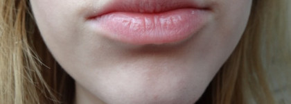 Блеск для губ Max Factor Colour Elixir Gloss, оттенок 30 Captivating Ruby - красная ягодка