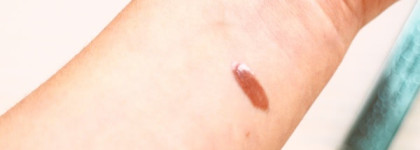 MAC Alluring Aquatic Tinted Lipglass (Brillant à Lèvres), оттенок Seducing sound