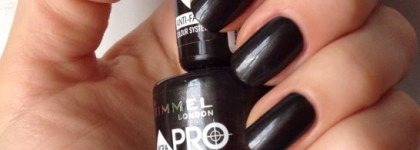 Не просто чёрный Rimmel Lycra Pro #398 Black pearl