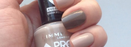 Rimmel Lycra Pro 367 Bare Necessities + MaxFactor Glossfinity 165 Hot Coco