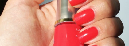 Холодный красный Collistar gloss nail lacquer Gel effect - 552 Geranio Briosa