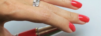 Холодный красный Collistar gloss nail lacquer Gel effect - 552 Geranio Briosa