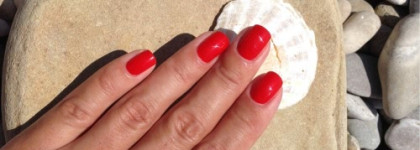 Жаркий красный Maxfactor Glossfinity #85 Cerise