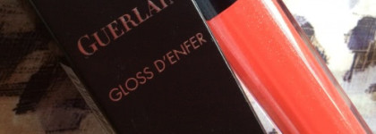 Guerlain Gloss d’Enfer Maxi Shine Intense Colour & Shine Bare Lip Sensation - 940 Nahema Smack