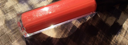 Guerlain Gloss d’Enfer Maxi Shine Intense Colour & Shine Bare Lip Sensation - 940 Nahema Smack