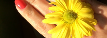 Теплая весна с Dior Vernis Couture Colour Gel Shine And Long Wear Nail Lacquer #660 Glory