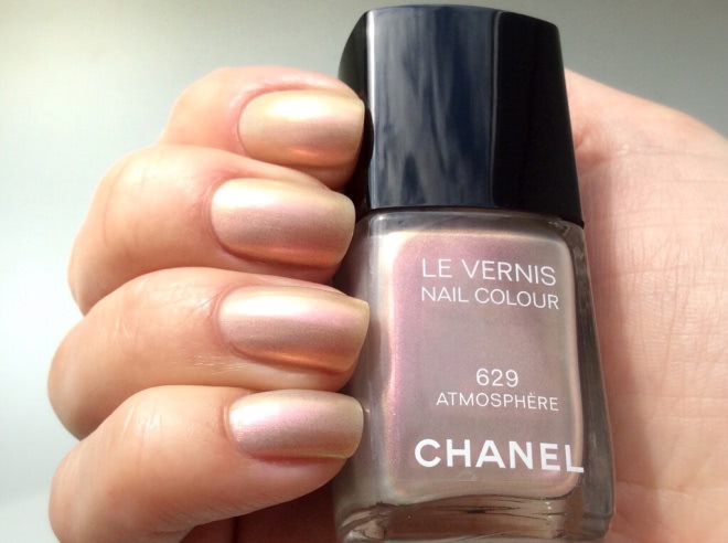 Chanel Le Vernis Nail Colour # 629 Atmosphere