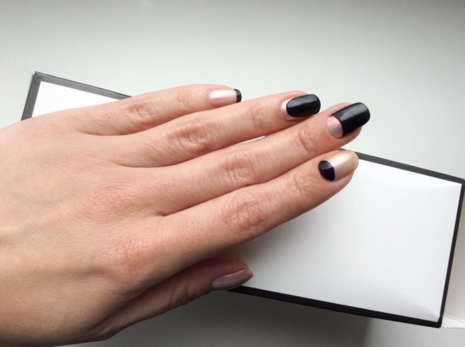 Chanel Le Vernis Nail Colour # 629 Atmosphere