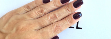 Chanel Le Vernis Nail Colour # 599 Provocation, # 603 Charivari