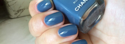 Chanel le vernis nail colour # 555 Blue Boy