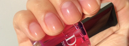 Dior Nail Glow Instant French Manicure Effect Whitening Nail Care