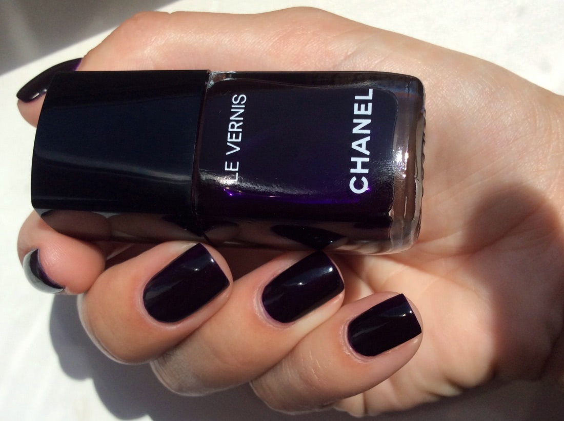 6. Chanel Le Vernis Longwear Nail Colour - wide 7