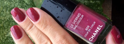 Chanel Le Vernis Nail Colour # 609 Coup De Coeur