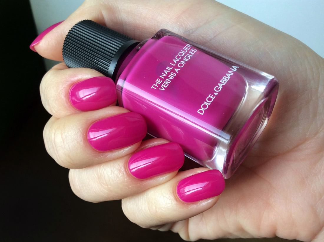 Dolce & Gabbana Nail Lacquer in Pink - wide 7