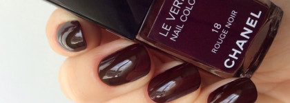 Chanel Le Vernis Nail Colour — 18 Rouge Noir