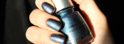 China Glaze Golographic - Strap On Your Moonboots