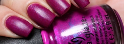 Казнить или любить? China Glaze - Flying Dragon