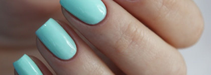 China Glaze - At Vase Value