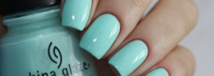 China Glaze - At Vase Value