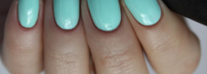 China Glaze - At Vase Value