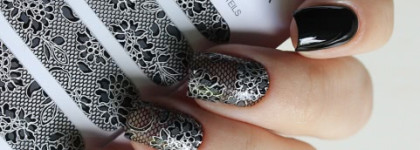 Монохромный маникюр. Арт-стикеры Dashing Diva и  Essie - 56 Licorice