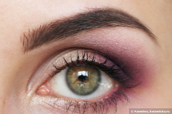 Anastasia Beverly Hills Brow Pro Palette: хрестоматия оттенков пудры для бровей