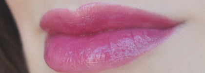 Помада - карандаш Lumene Raspberry Miracle Lip Sorbet №17 Come Into Flower