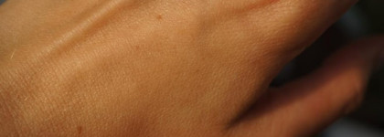 Лавандовые поля с увлажняющим лосьоном для рук L'Occitane Lavender Moisturizing Hand Lotion