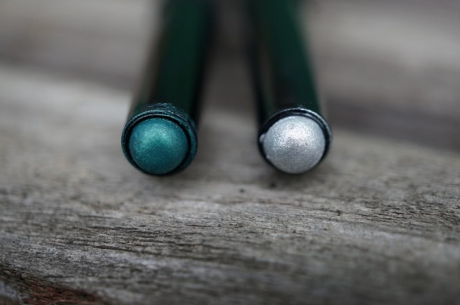 Kiko Milano - тени long lasting stick eyeshadow в оттенках 02 и 10