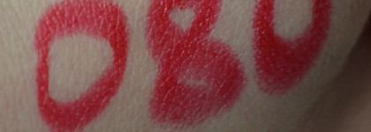 Помада дополнившая мой образ на Хэллоуин Catrice My red card 080  Ultimate Colour Lipstick